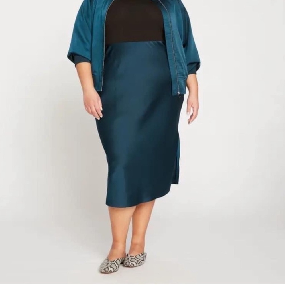 Universal Standard Diane Satin Midi Skirt Women's Size 6 Deep Sea Office Chic
